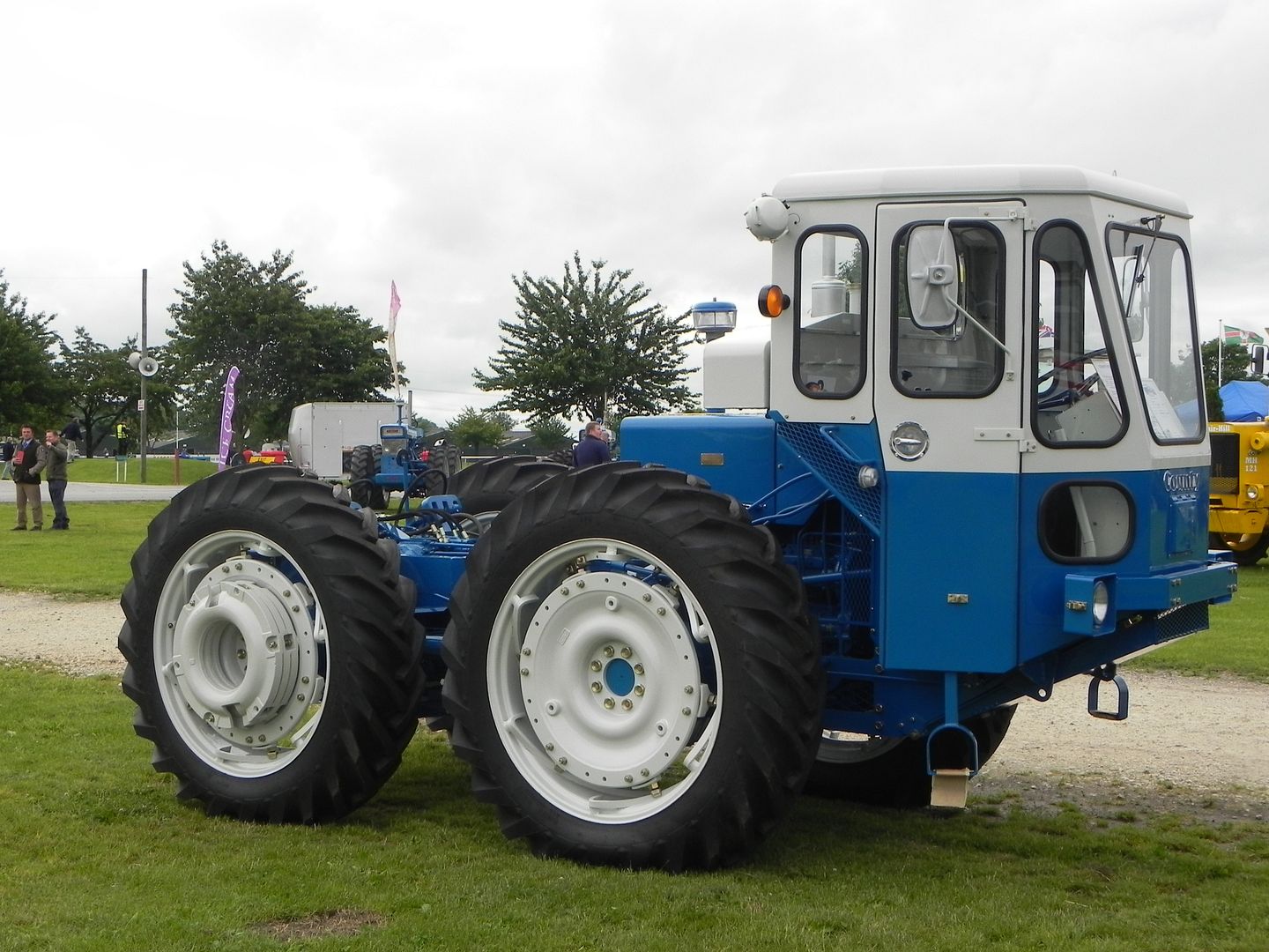 The Fordson Tractor Pages Forum • View topic Blue Force at Newark
